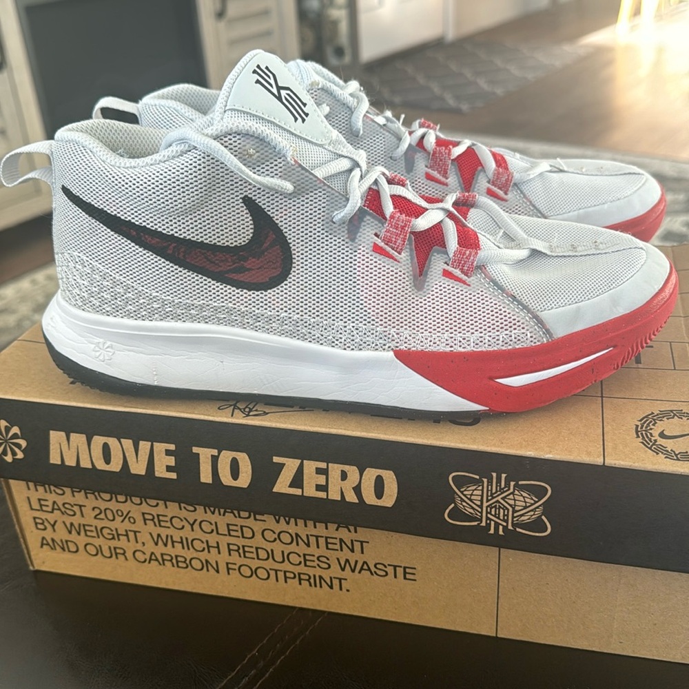 EUC Nike 7Y